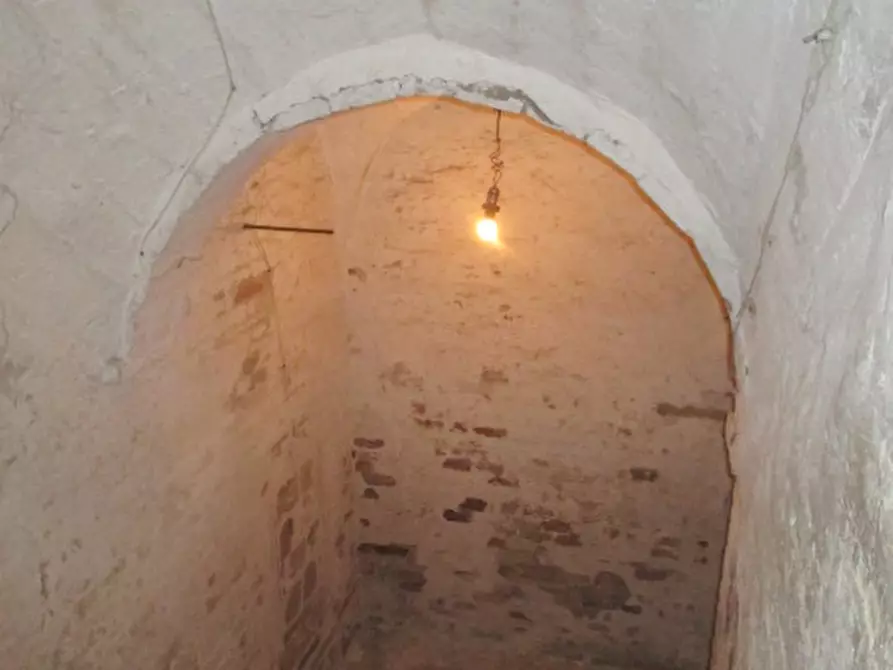 Immagine 49 di Palazzo in vendita  in Via Don Giovanni Minzoni a Ostra