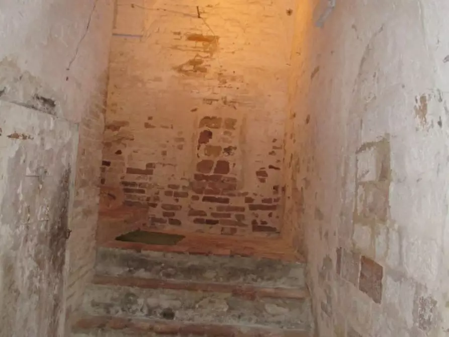 Immagine 59 di Palazzo in vendita  in Via Don Giovanni Minzoni a Ostra