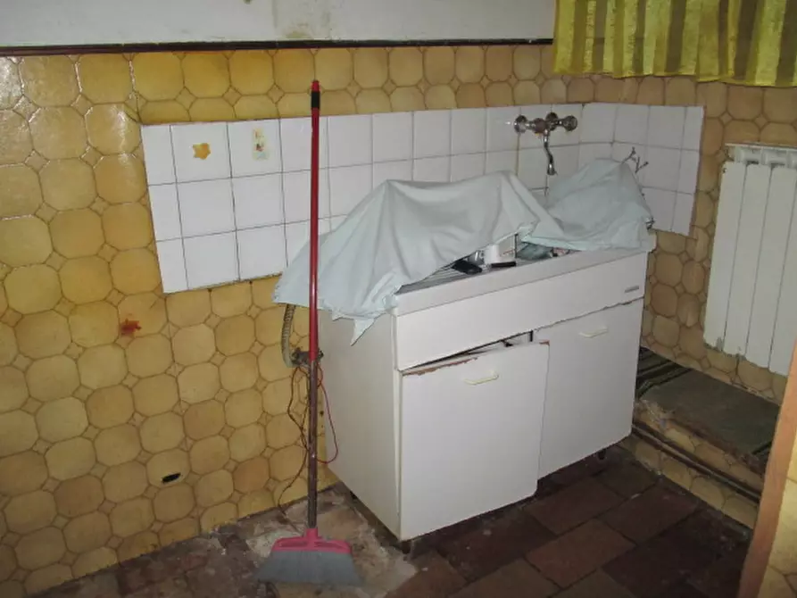 Immagine 70 di Palazzo in vendita  in Via Don Giovanni Minzoni a Ostra
