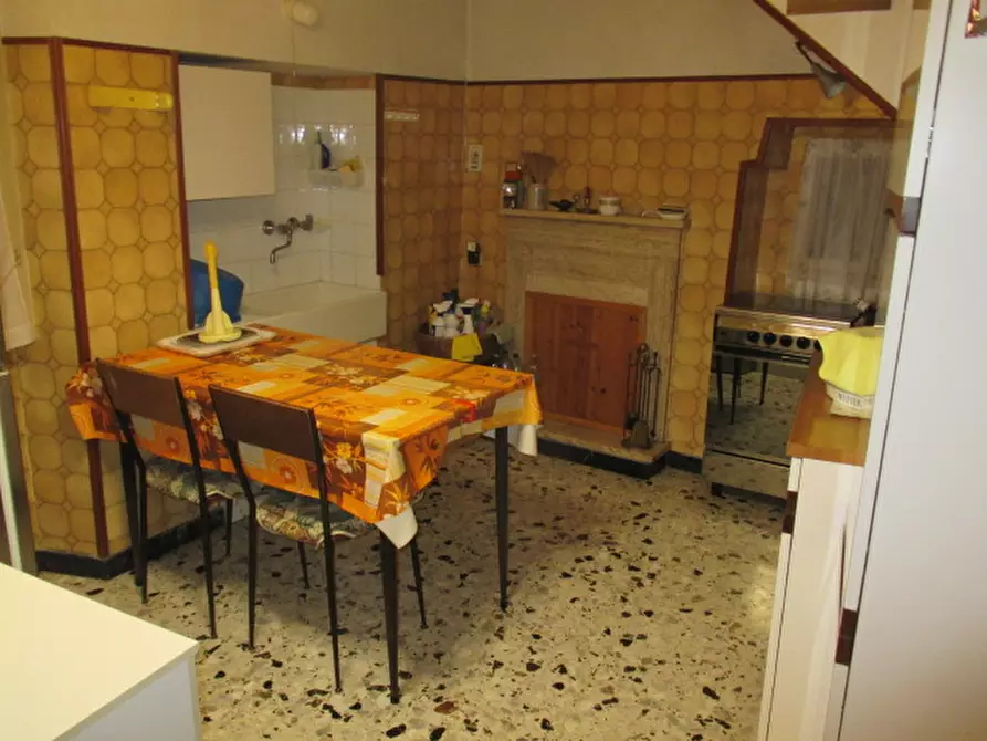 Immagine 74 di Palazzo in vendita  in Via Don Giovanni Minzoni a Ostra