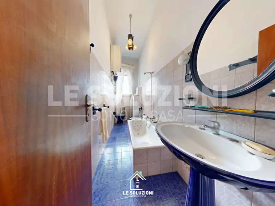 Immagine 17 di Appartamento in vendita  in via sottotenente francesco 19 a Castellana Grotte