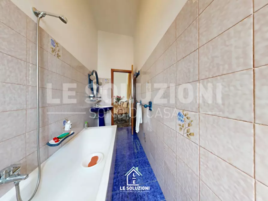 Immagine 18 di Appartamento in vendita  in via sottotenente francesco 19 a Castellana Grotte