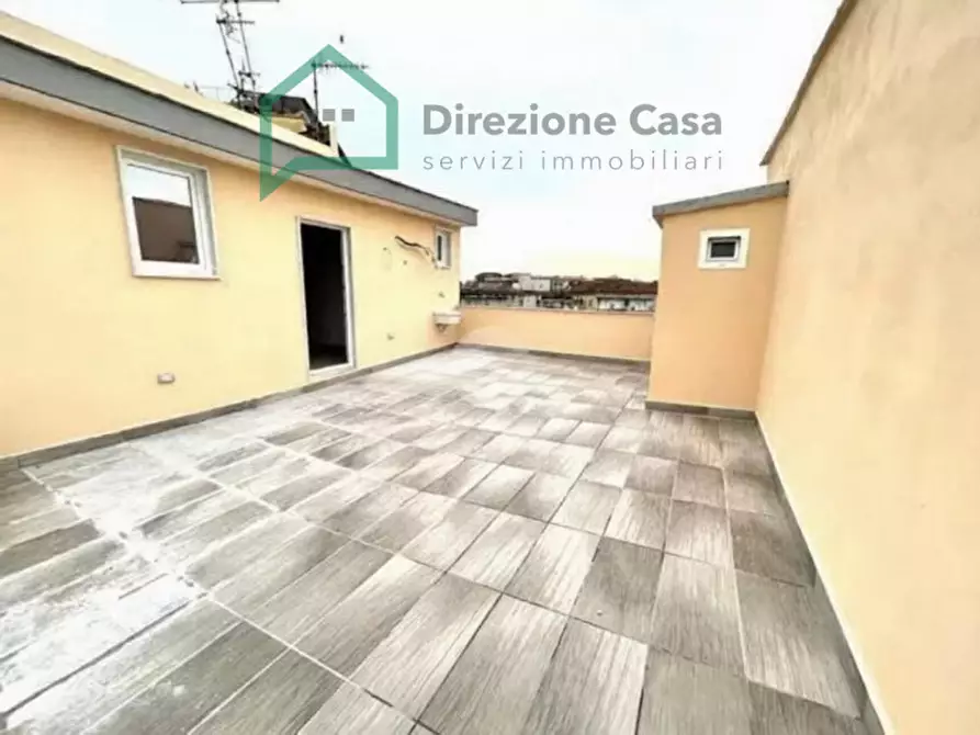 Immagine 3 di Appartamento in vendita  in corso arnaldo lucci 149 a Napoli