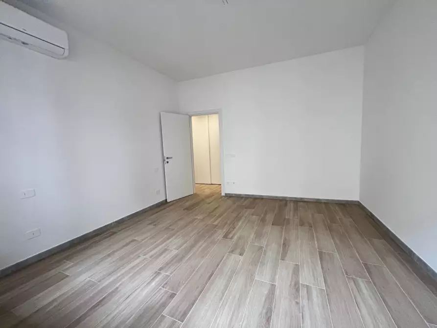 Immagine 9 di Appartamento in vendita  in Corso d'Augusto a Rimini
