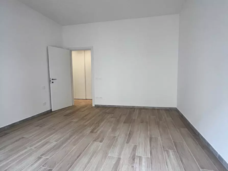 Immagine 13 di Appartamento in vendita  in Corso d'Augusto a Rimini