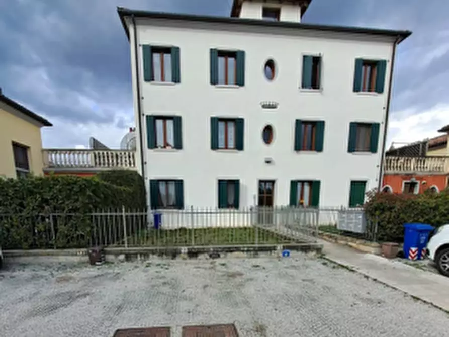 Immagine 2 di Appartamento in vendita  in Via Spineda, 4 a Volpago Del Montello