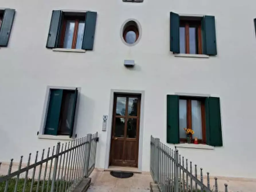 Immagine 4 di Appartamento in vendita  in Via Spineda, 4 a Volpago Del Montello
