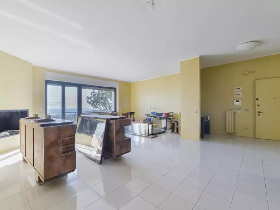 Immagine 5 di Appartamento in vendita  in STRADA VICINALE FRANCESCONE, 19 a Pescara