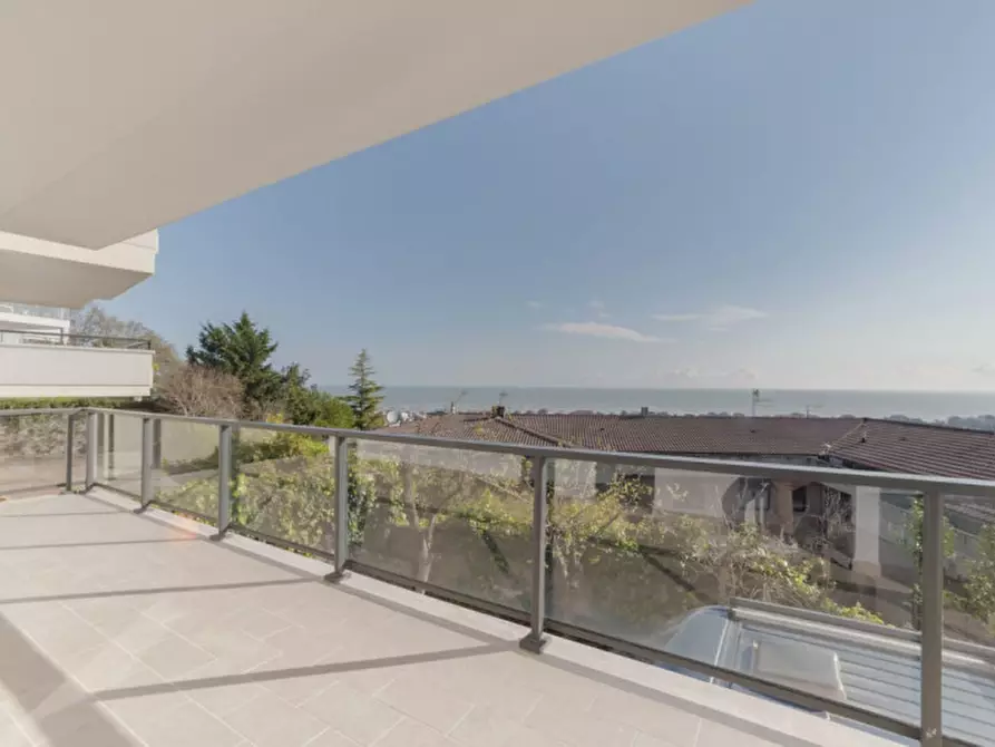 Immagine 10 di Appartamento in vendita  in STRADA VICINALE FRANCESCONE, 19 a Pescara