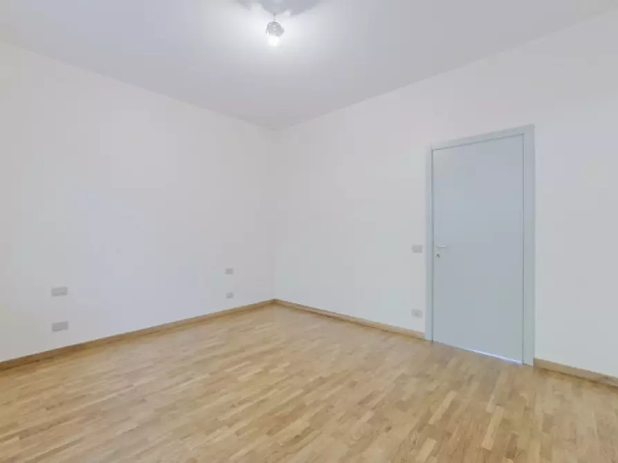Immagine 19 di Appartamento in vendita  in STRADA VICINALE FRANCESCONE, 19 a Pescara