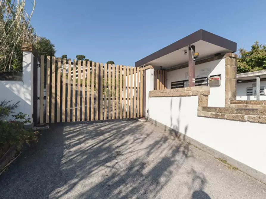 Immagine 31 di Appartamento in vendita  in STRADA VICINALE FRANCESCONE, 19 a Pescara
