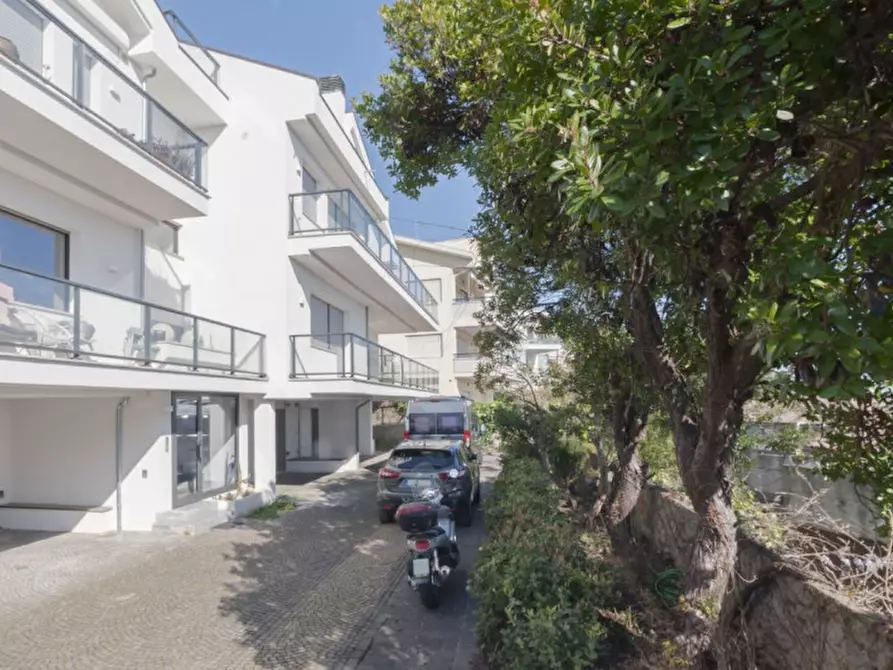 Immagine 32 di Appartamento in vendita  in STRADA VICINALE FRANCESCONE, 19 a Pescara