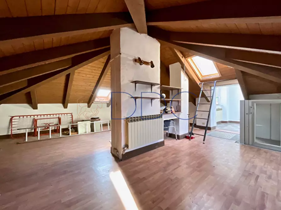 Immagine 33 di Villa in vendita  in Strada Sant Andrea Ricchiardo 9 a Sommariva Del Bosco