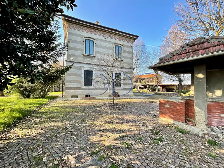 Immagine 37 di Villa in vendita  in Strada Sant Andrea Ricchiardo 9 a Sommariva Del Bosco