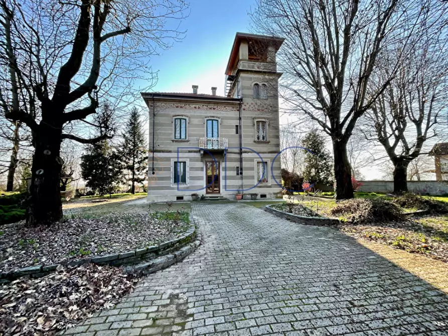 Immagine 43 di Villa in vendita  in Strada Sant Andrea Ricchiardo 9 a Sommariva Del Bosco