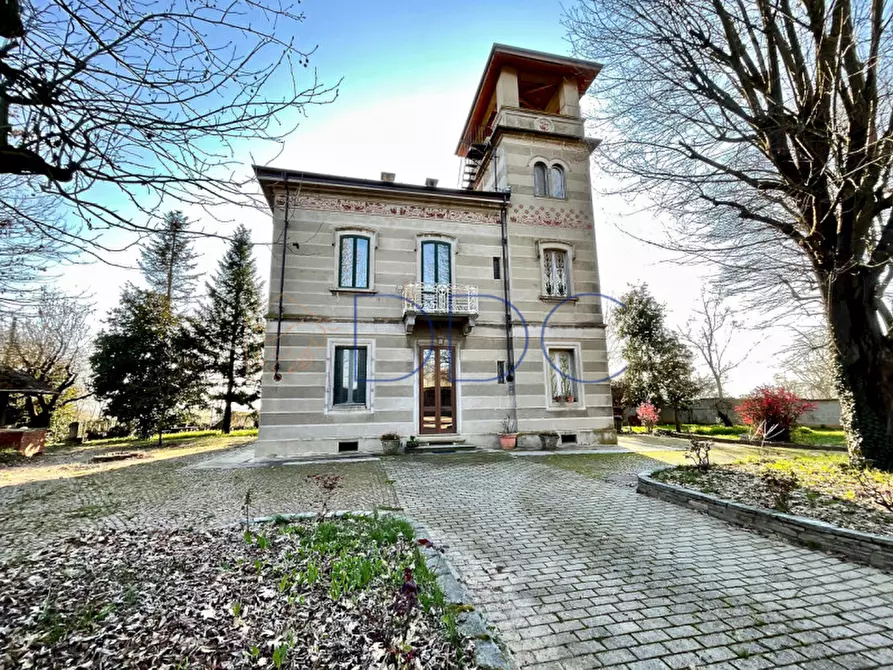 Immagine 44 di Villa in vendita  in Strada Sant Andrea Ricchiardo 9 a Sommariva Del Bosco