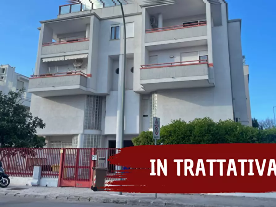 Immagine 1 di Appartamento in vendita  in via merine 8 a Lecce