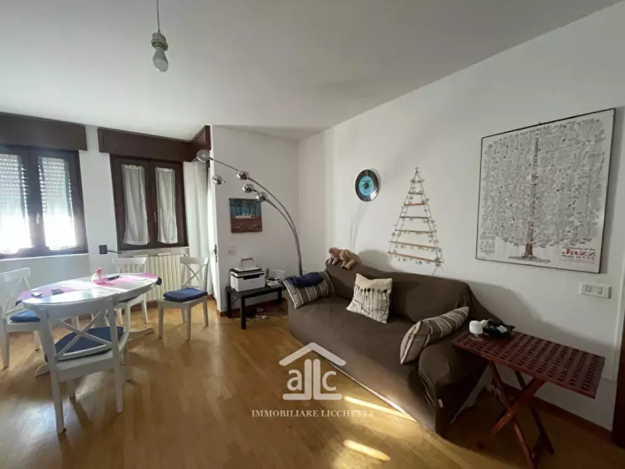 Immagine 5 di Appartamento in vendita  in via merine 8 a Lecce