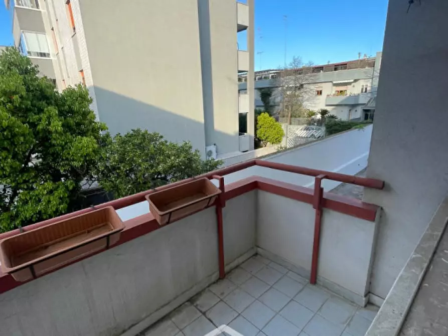 Immagine 13 di Appartamento in vendita  in via merine 8 a Lecce