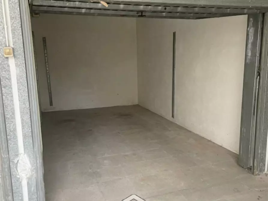 Immagine 21 di Appartamento in vendita  in via merine 8 a Lecce