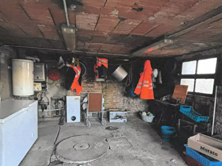 Immagine 9 di Casa bifamiliare in vendita  in Via Rugoletto, 27 a Santa Maria Di Sala
