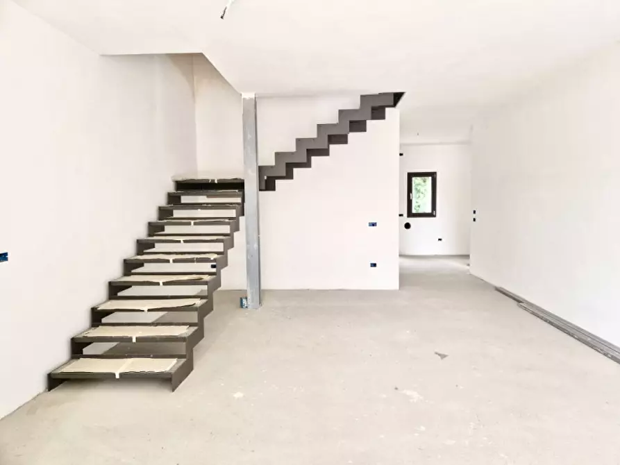 Immagine 1 di Casa bifamiliare in vendita  in Via Benvenuto Cellini a Noventa Padovana