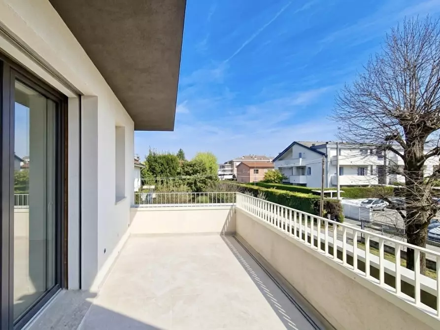 Immagine 1 di Casa bifamiliare in vendita  in Via Benvenuto Cellini a Noventa Padovana