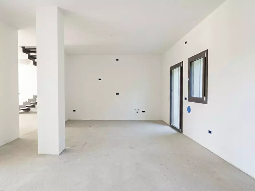 Immagine 3 di Casa bifamiliare in vendita  in Via Benvenuto Cellini a Noventa Padovana