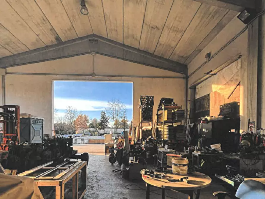 Immagine 4 di Magazzino in vendita  in Via Rugoletto, 27 a Santa Maria Di Sala