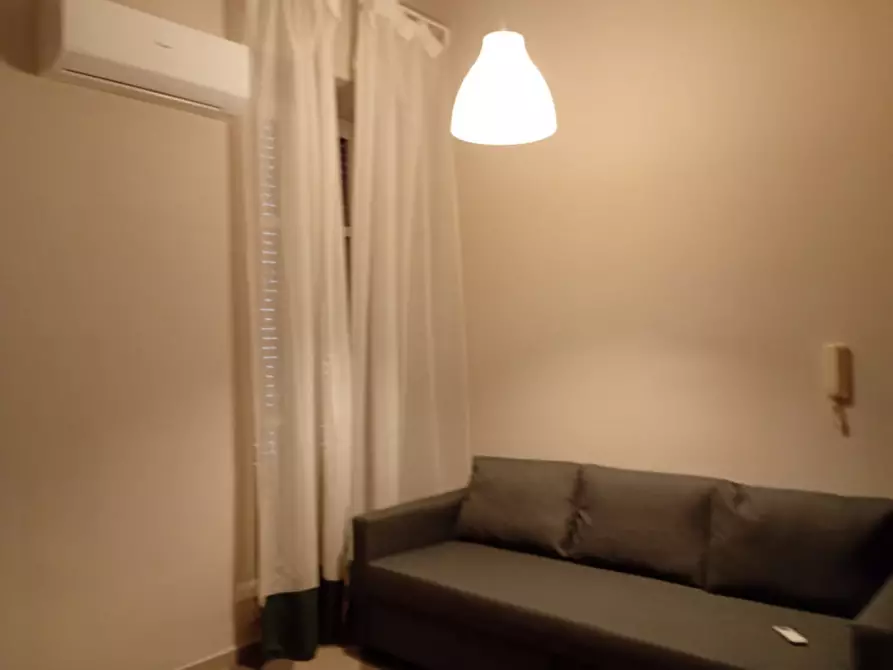 Immagine 13 di Appartamento in affitto  in via Nazionale 46 a Napoli