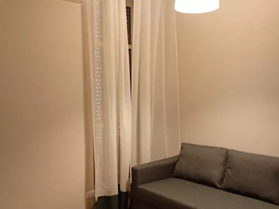 Immagine 14 di Appartamento in affitto  in via Nazionale 46 a Napoli