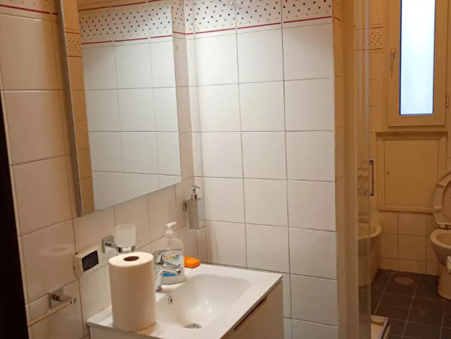 Immagine 19 di Appartamento in affitto  in via Nazionale 46 a Napoli