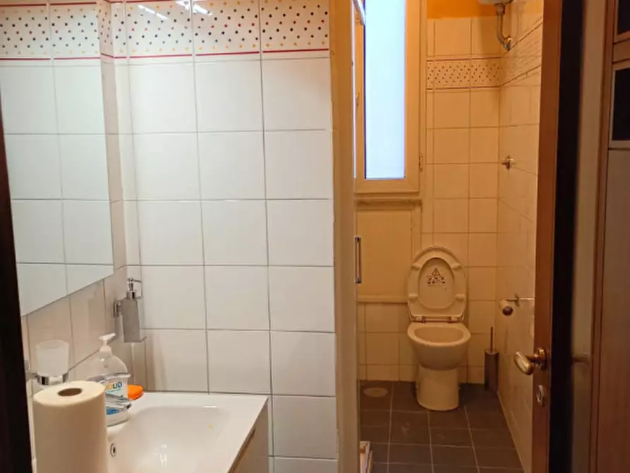 Immagine 20 di Appartamento in affitto  in via Nazionale 46 a Napoli