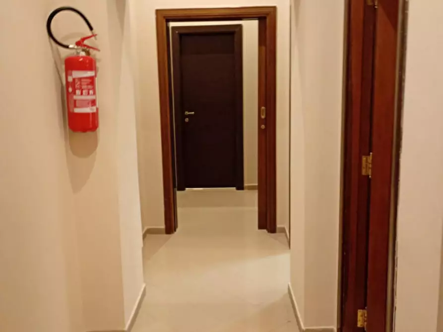 Immagine 30 di Appartamento in affitto  in via Nazionale 46 a Napoli