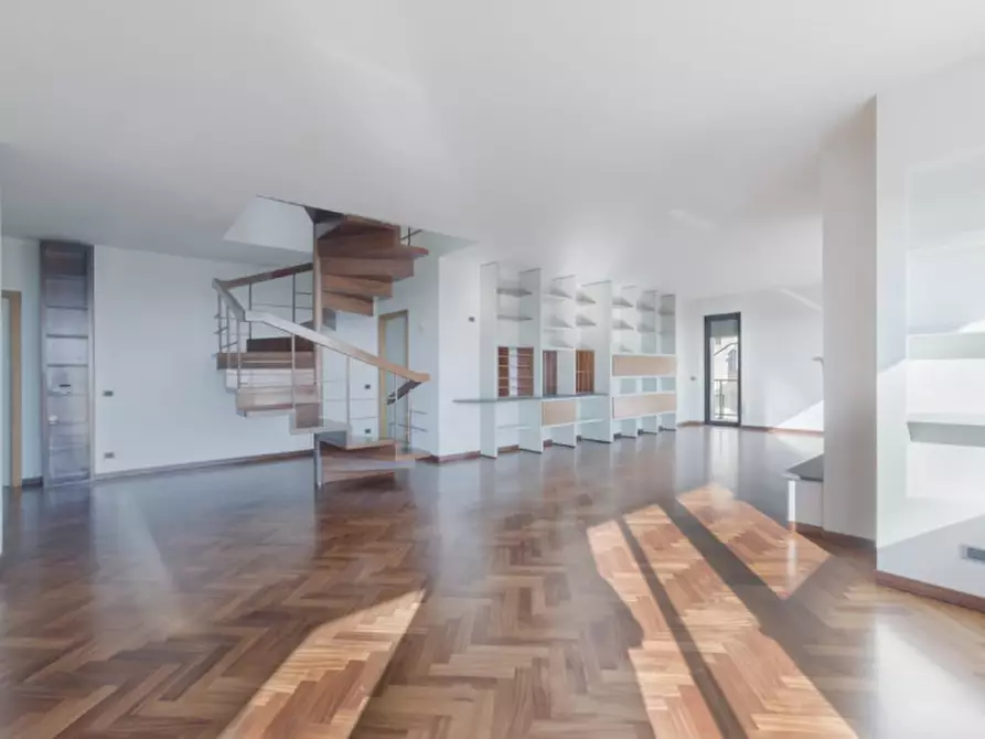 Immagine 6 di Appartamento in vendita  in STRADA VICINALE FRANCESCONE, 19 a Pescara