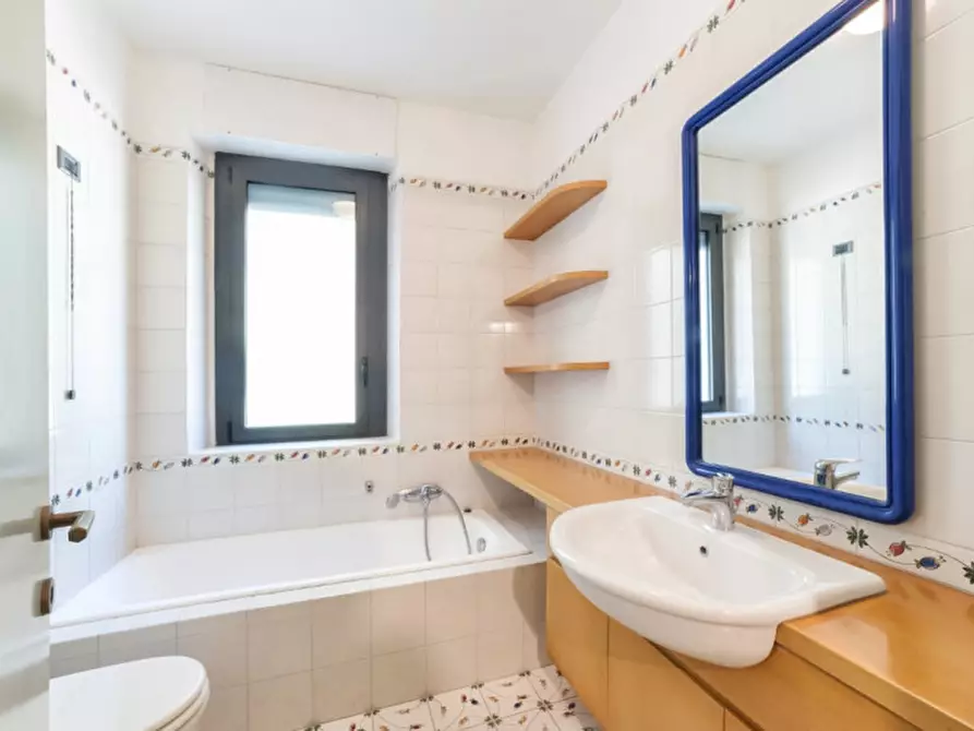 Immagine 18 di Appartamento in vendita  in STRADA VICINALE FRANCESCONE, 19 a Pescara