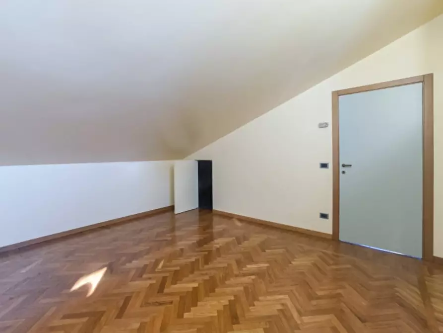 Immagine 24 di Appartamento in vendita  in STRADA VICINALE FRANCESCONE, 19 a Pescara