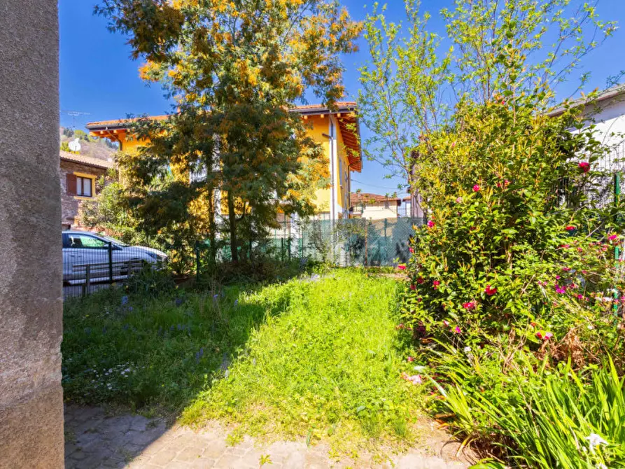 Immagine 17 di Appartamento in vendita  in Via Roma 3 a Lesa