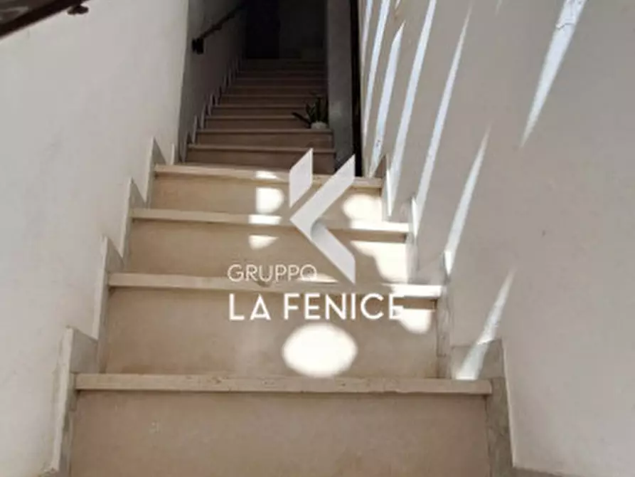 Immagine 6 di Casa indipendente in vendita  in via Dura a Locorotondo