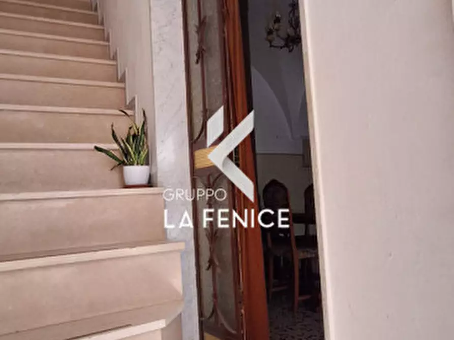 Immagine 7 di Casa indipendente in vendita  in via Dura a Locorotondo