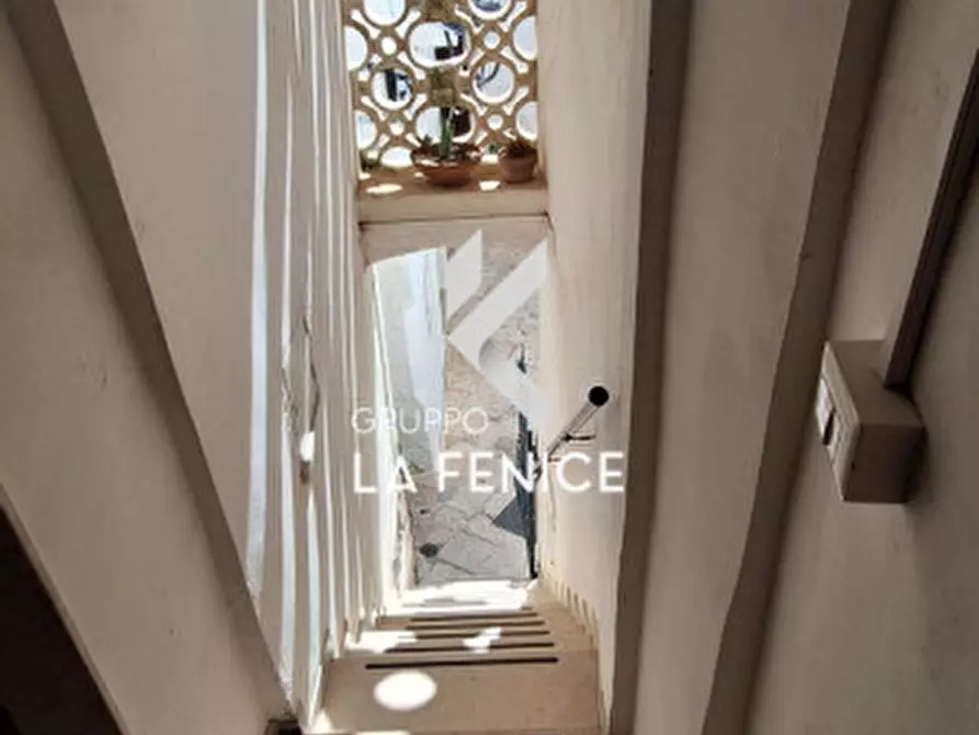 Immagine 8 di Casa indipendente in vendita  in via Dura a Locorotondo