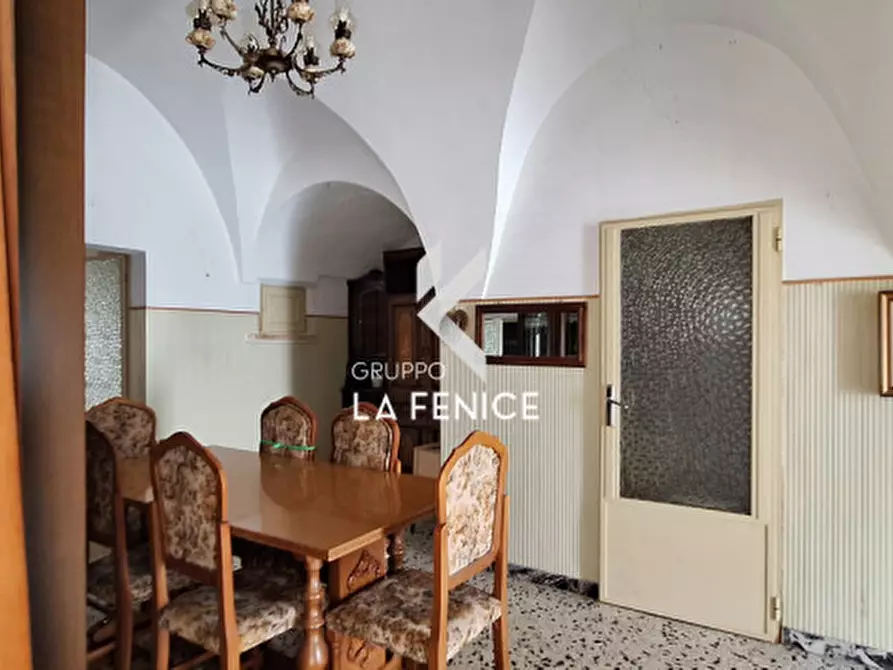 Immagine 10 di Casa indipendente in vendita  in via Dura a Locorotondo