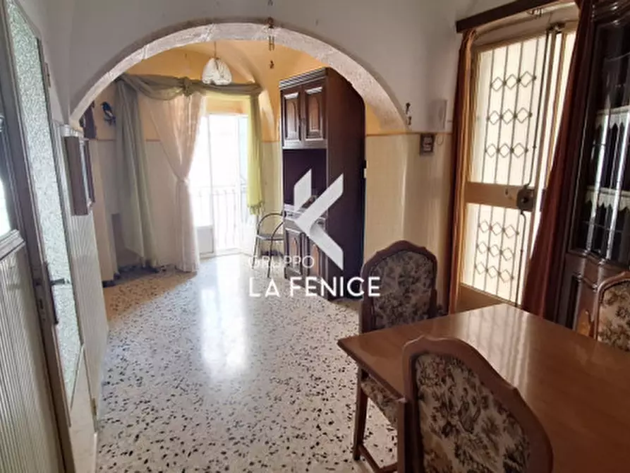 Immagine 14 di Casa indipendente in vendita  in via Dura a Locorotondo