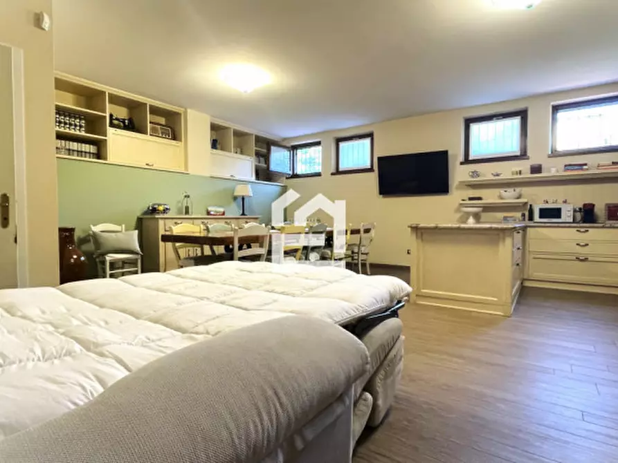 Immagine 1 di Appartamento in affitto  in VIA FIENILE a Padenghe Sul Garda