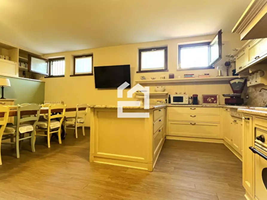 Immagine 3 di Appartamento in affitto  in VIA FIENILE a Padenghe Sul Garda