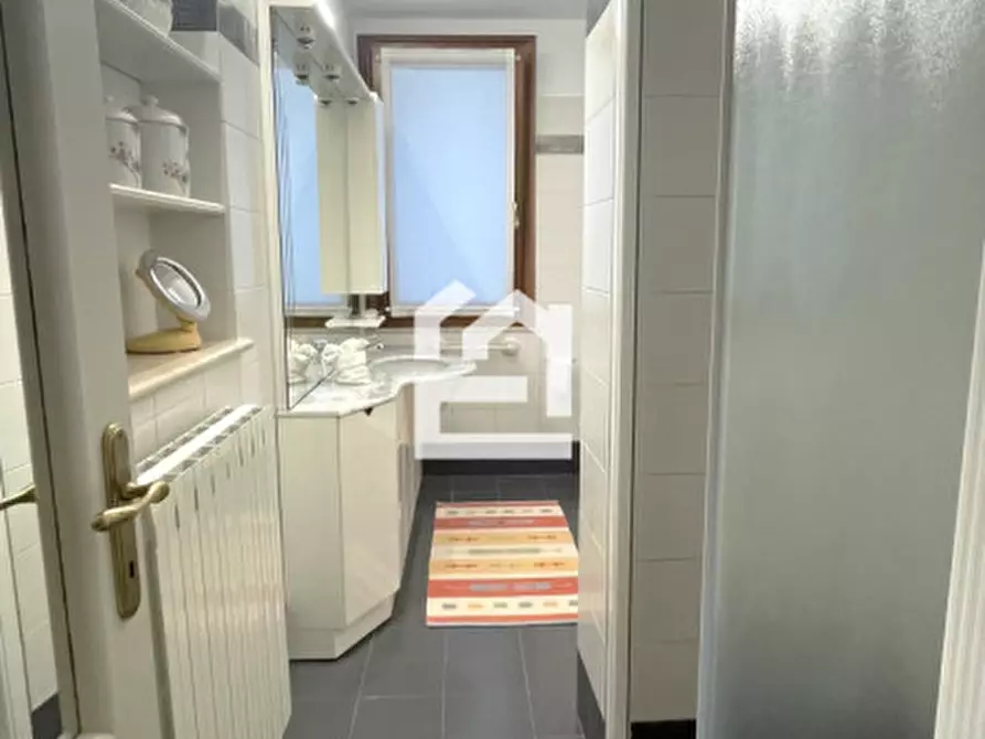 Immagine 10 di Appartamento in affitto  in VIA FIENILE a Padenghe Sul Garda