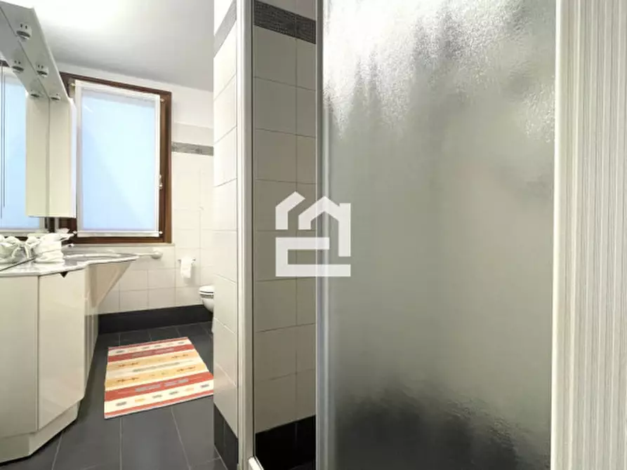 Immagine 11 di Appartamento in affitto  in VIA FIENILE a Padenghe Sul Garda