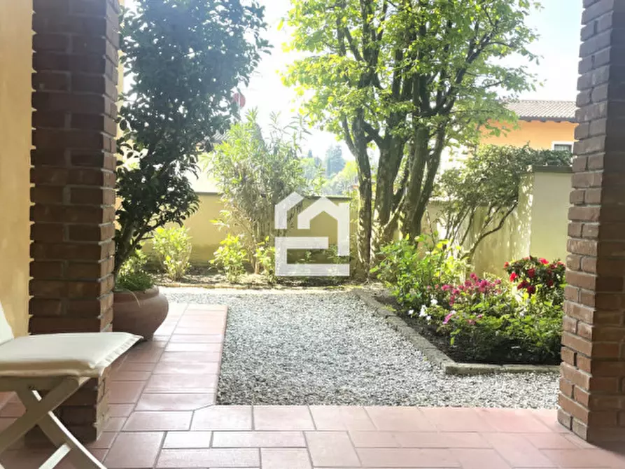 Immagine 17 di Appartamento in affitto  in VIA FIENILE a Padenghe Sul Garda