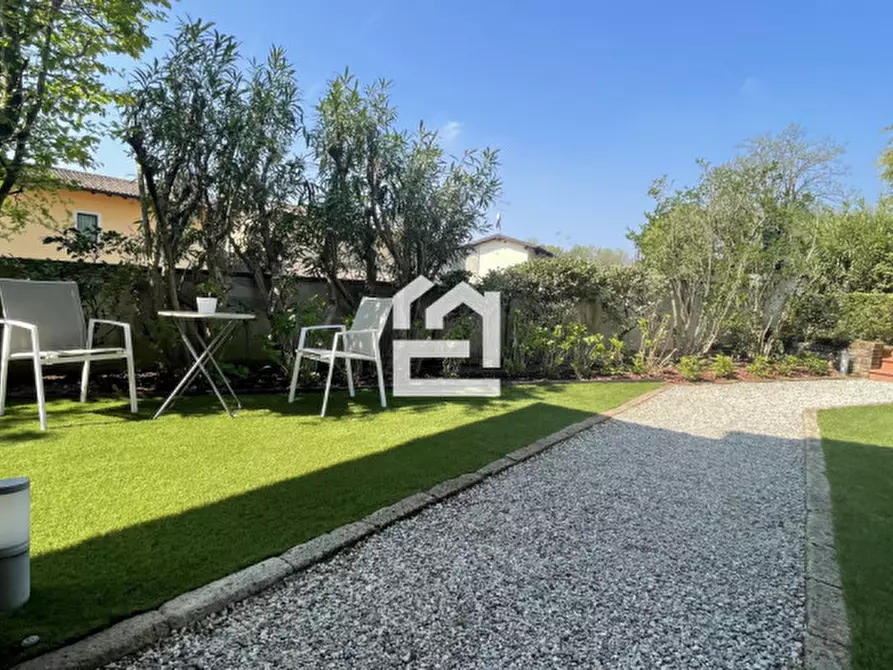 Immagine 19 di Appartamento in affitto  in VIA FIENILE a Padenghe Sul Garda