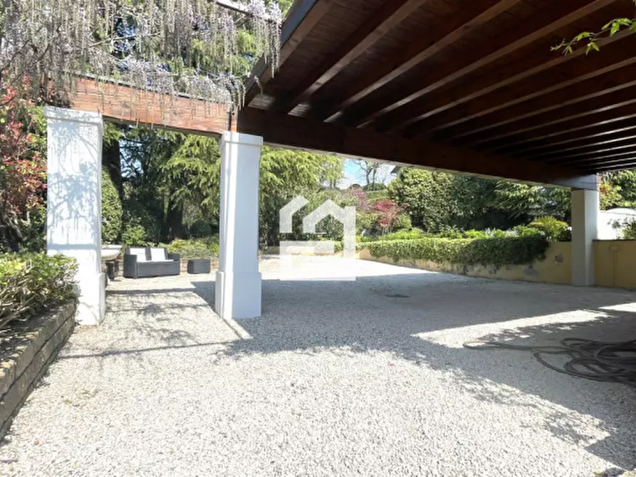 Immagine 23 di Appartamento in affitto  in VIA FIENILE a Padenghe Sul Garda